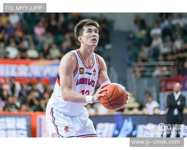 郭艾伦迎来强援广州队再度出击瞄准新疆核心球员 郭艾伦迎来强援广州队再度出击瞄准新疆核心球员